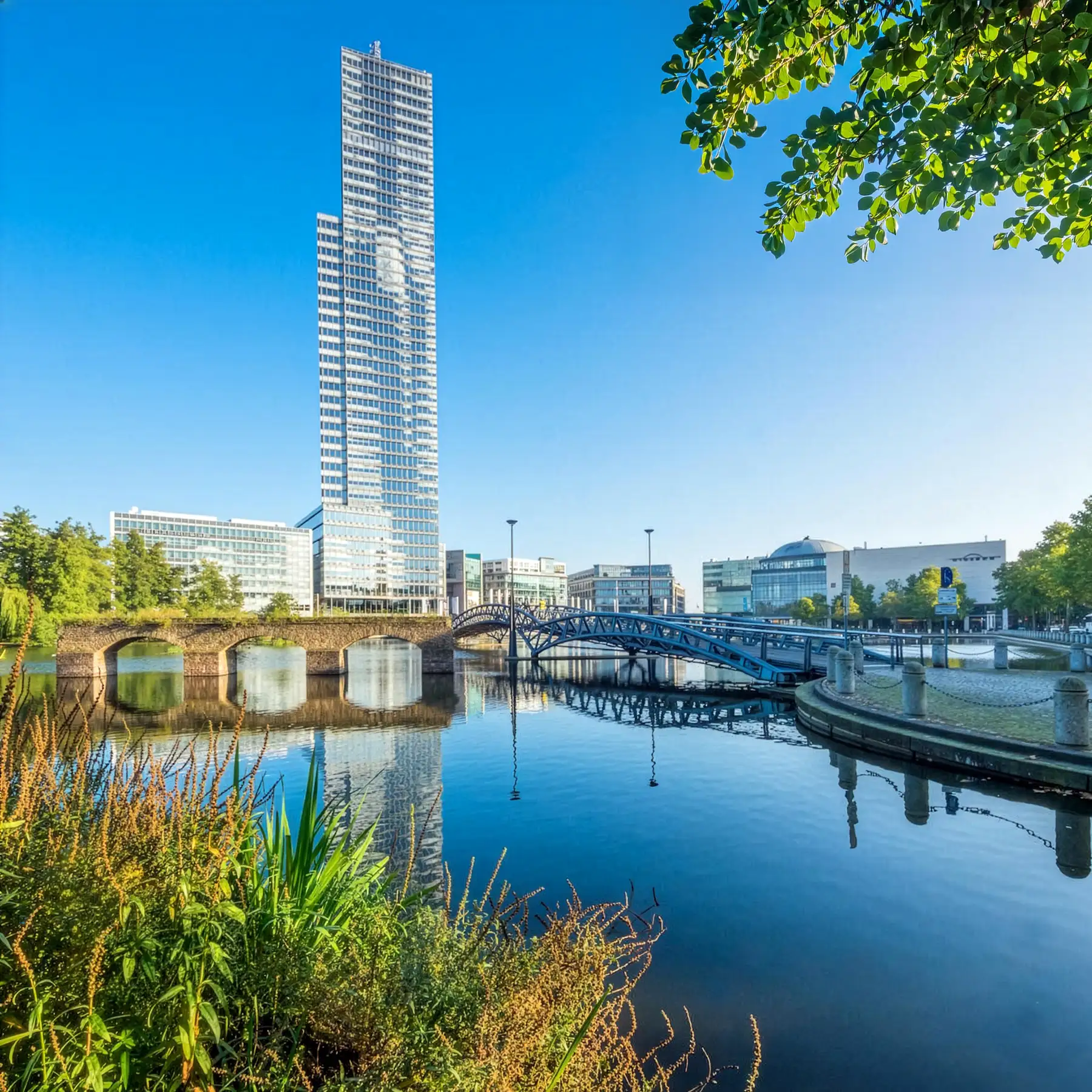 Mediapark-Parkanlage