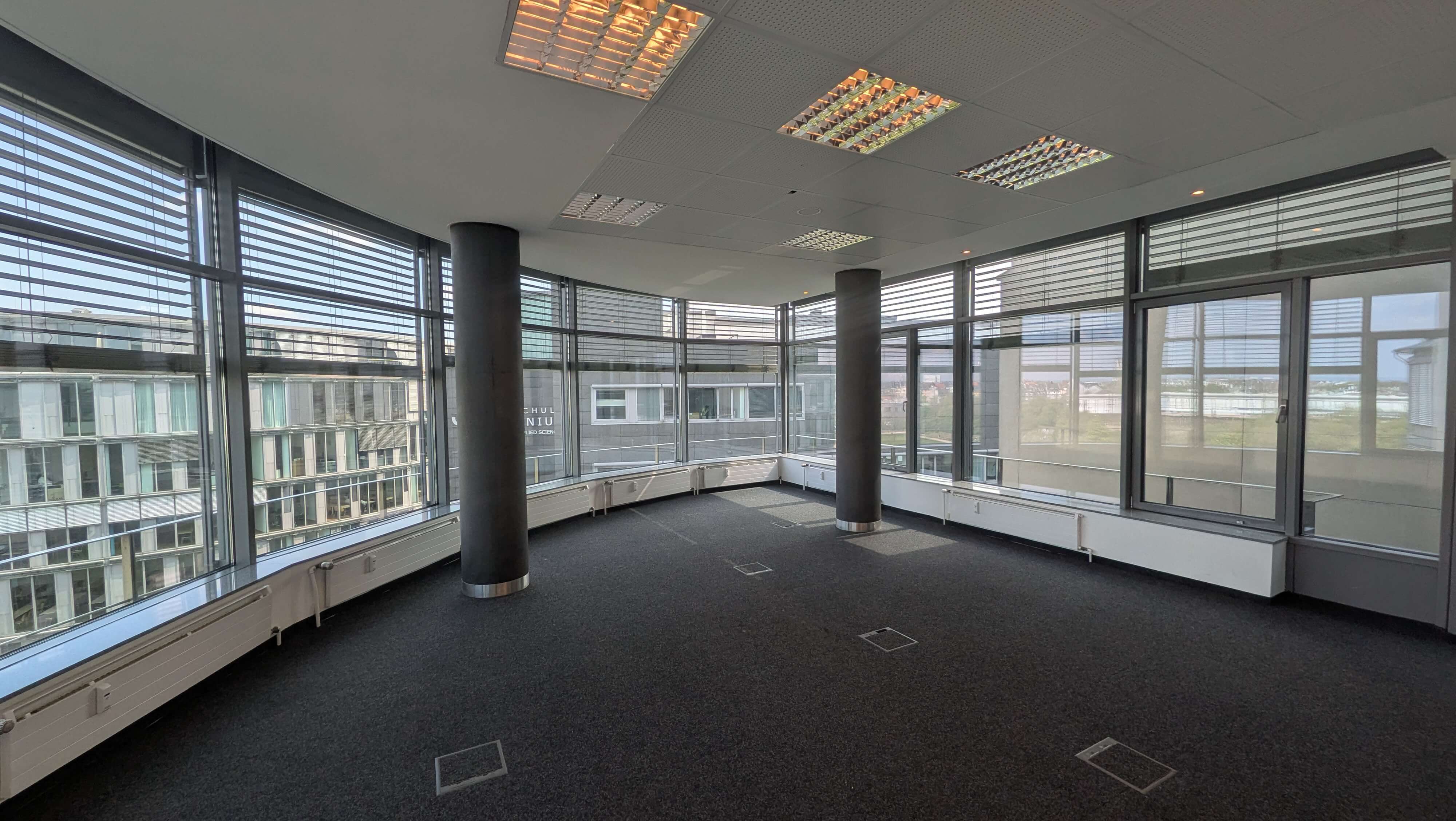 Großzügigkeit auf der gesamten Etage sorgt für ein befreites Arbeitsgefühl.