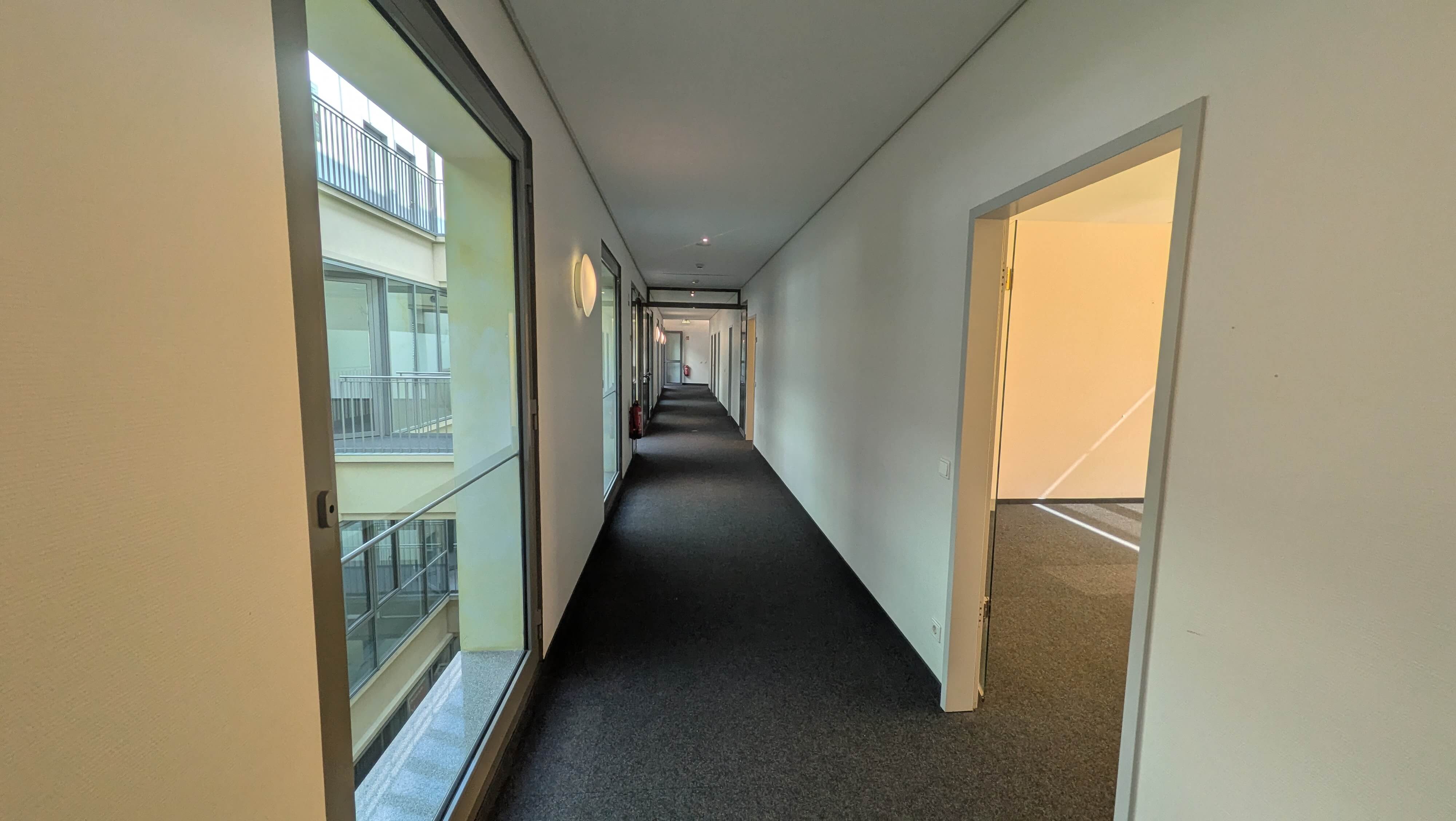 Weitläufige Flurzonen